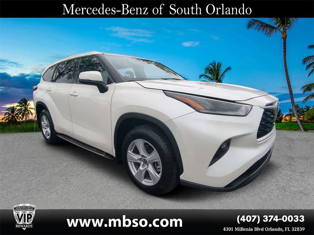 used 2021 Toyota Highlander car, priced at $27,499