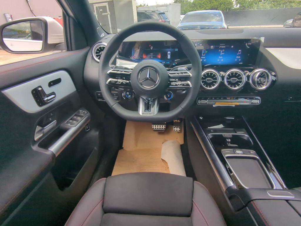 new 2025 Mercedes-Benz AMG GLA 35 car