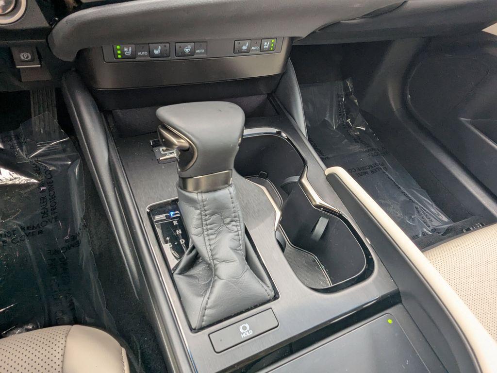 used 2024 Lexus ES 350 car, priced at $39,192