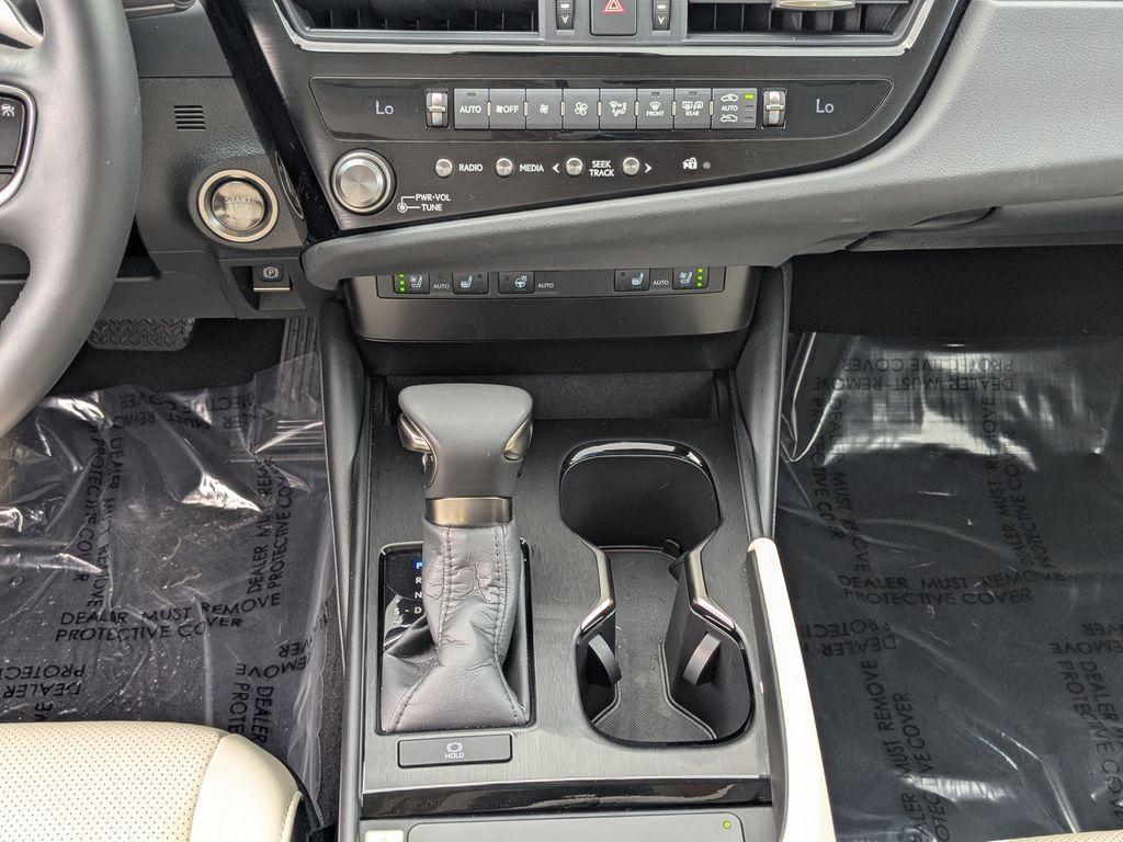 used 2024 Lexus ES 350 car, priced at $39,192