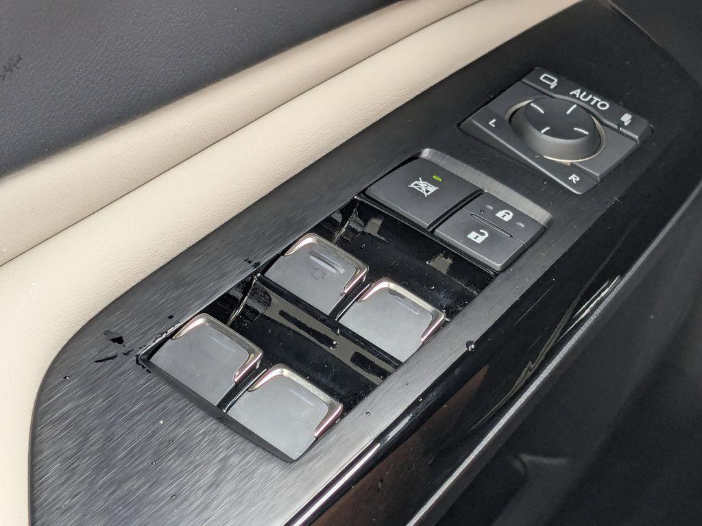 used 2024 Lexus ES 350 car, priced at $39,192