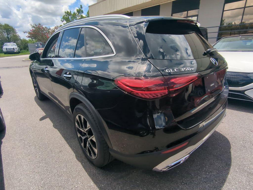 new 2025 Mercedes-Benz GLC 350e car
