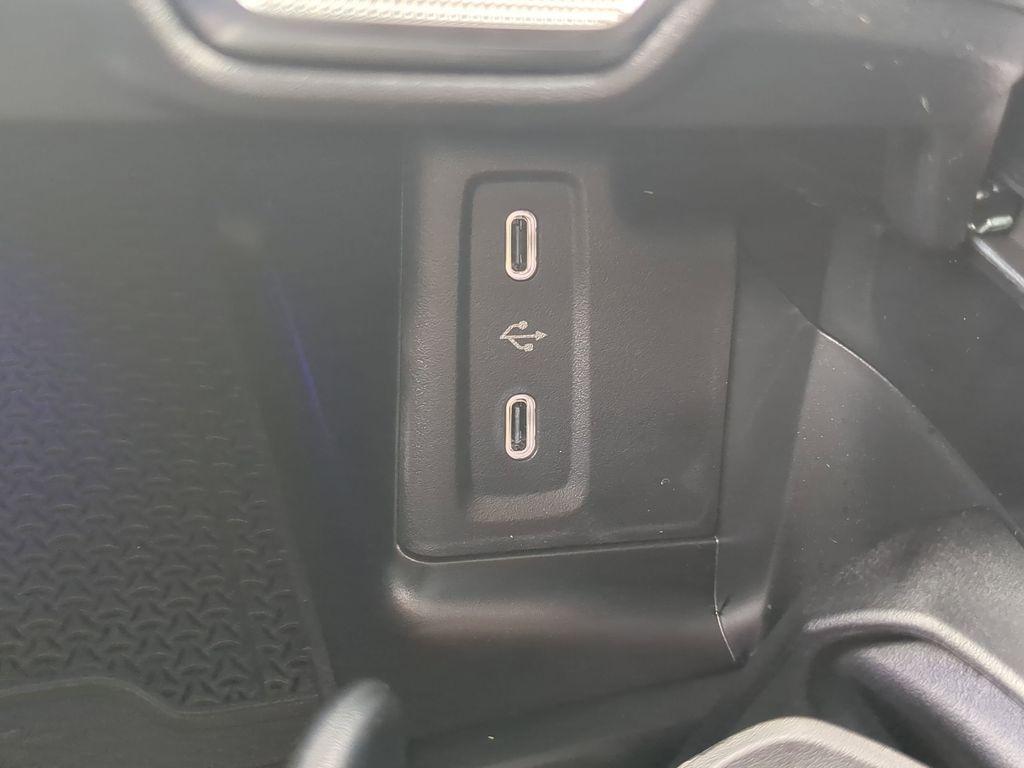 new 2025 Mercedes-Benz GLC 350e car