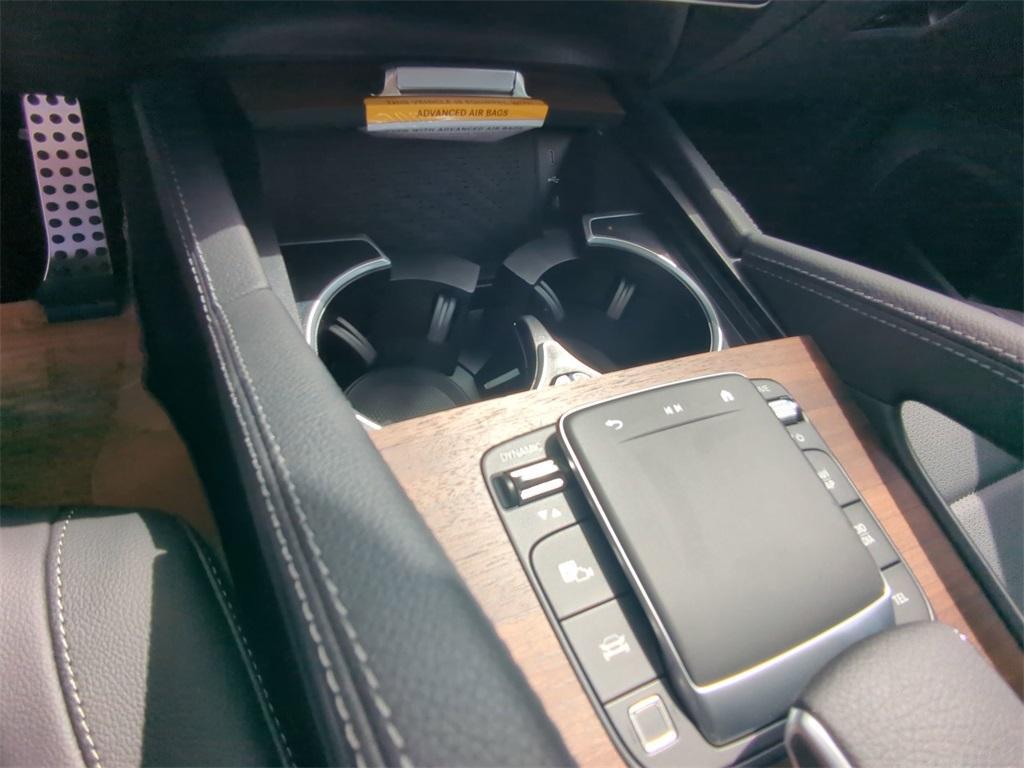 new 2025 Mercedes-Benz GLS 450 car