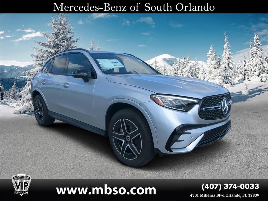 new 2024 Mercedes-Benz GLC 300 car, priced at $53,930