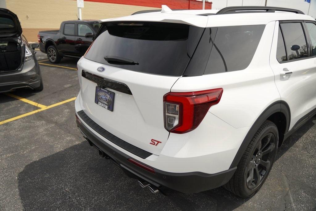 new 2024 Ford Explorer car, priced at $60,159