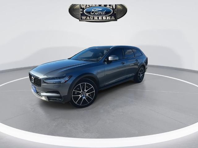 used 2020 Volvo V90 Cross Country car, priced at $34,999