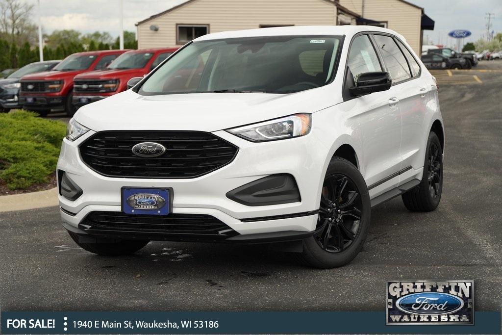 new 2024 Ford Edge car, priced at $40,214