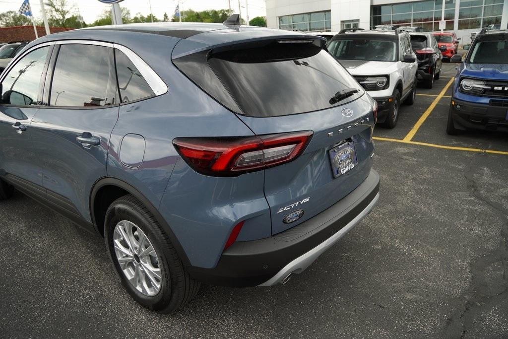 new 2024 Ford Escape car, priced at $33,028