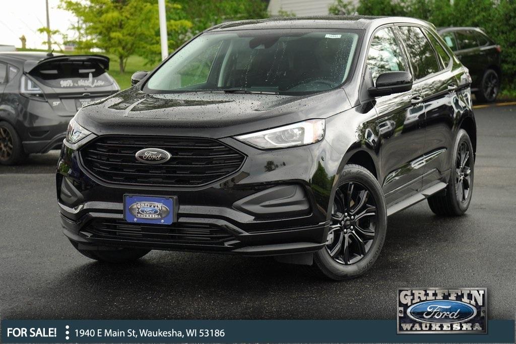 new 2024 Ford Edge car, priced at $40,214