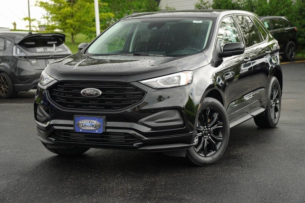 new 2024 Ford Edge car, priced at $40,214