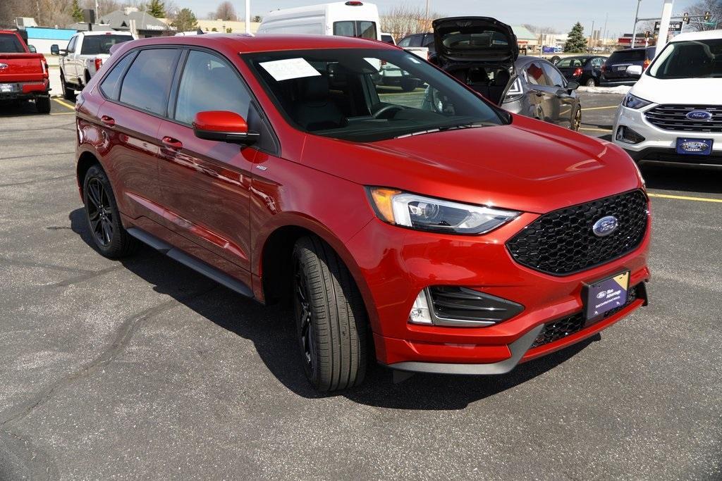 used 2023 Ford Edge car, priced at $35,299