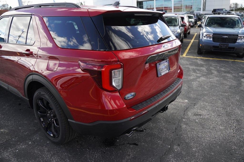 new 2024 Ford Explorer car, priced at $49,996