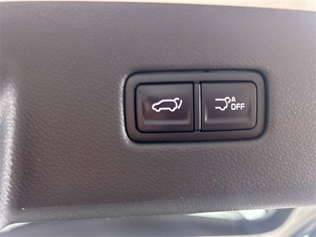 used 2022 Kia Carnival car, priced at $38,478