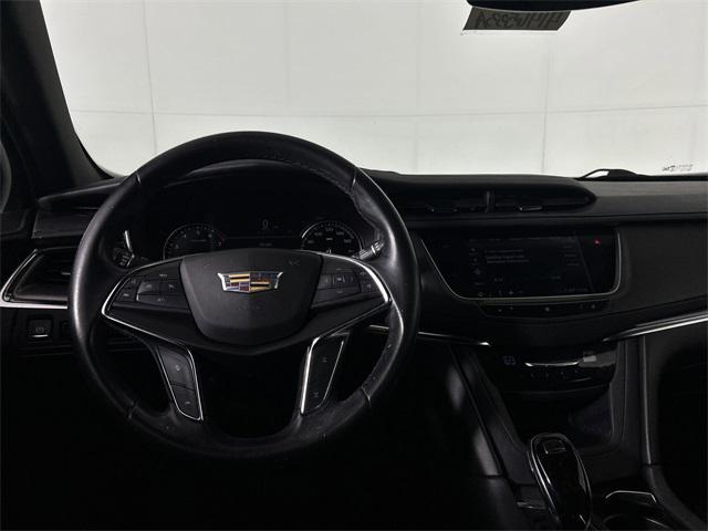 used 2020 Cadillac XT5 car, priced at $22,662