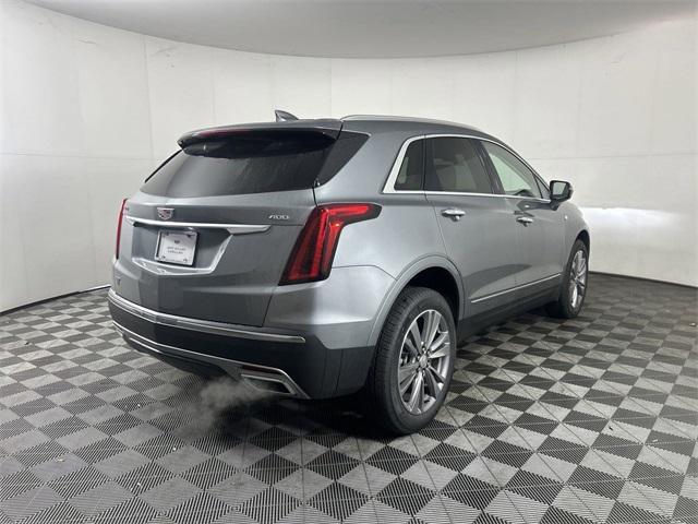 new 2025 Cadillac XT5 car, priced at $55,680