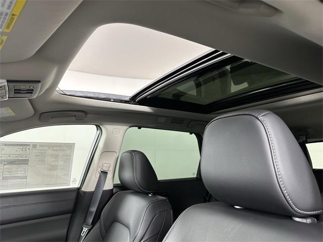 new 2025 Nissan Pathfinder car, priced at $41,338