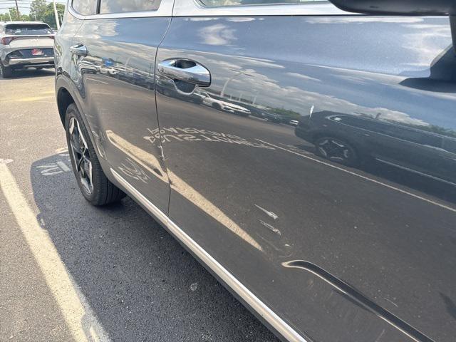 used 2023 Kia Telluride car, priced at $35,700