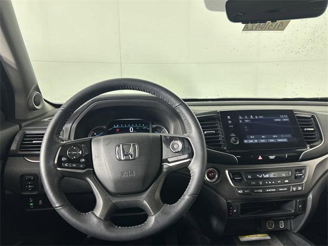 used 2022 Honda Pilot car, priced at $32,807