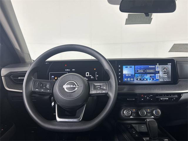 new 2025 Nissan Kicks car, priced at $25,912
