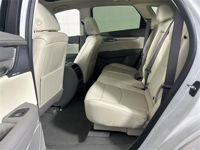 used 2023 Cadillac XT5 car, priced at $32,904