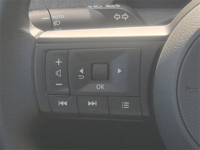 new 2025 Nissan Kicks car, priced at $26,173