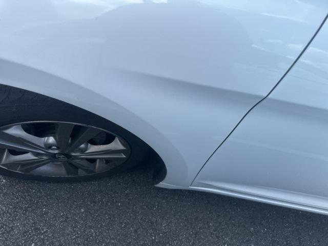 used 2017 Hyundai Elantra car
