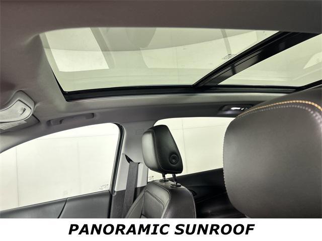 used 2022 Chevrolet Equinox car, priced at $20,395