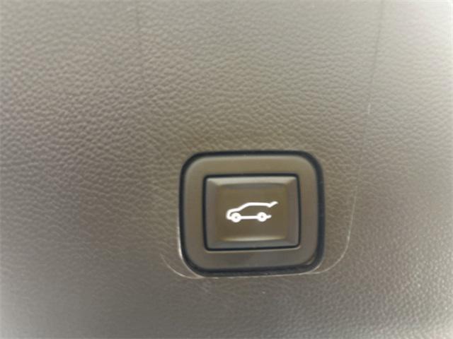 used 2020 Chevrolet Traverse car, priced at $17,491