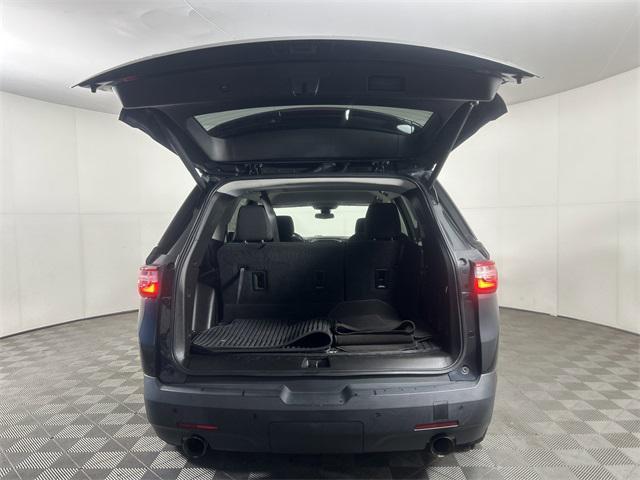 used 2020 Chevrolet Traverse car, priced at $17,491