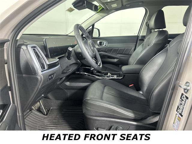 used 2024 Kia Sorento car, priced at $38,377