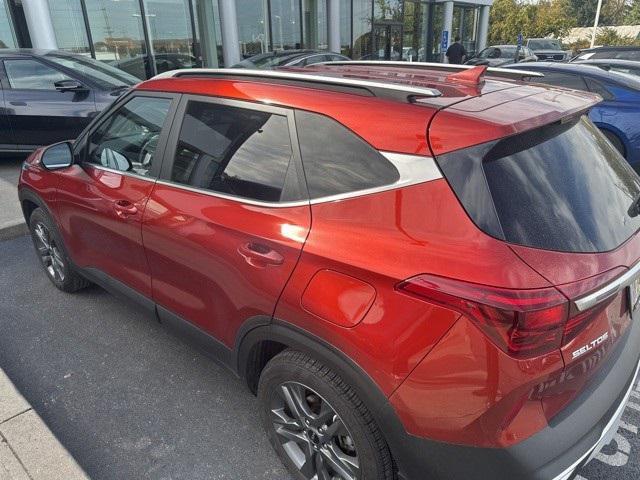 used 2023 Kia Seltos car