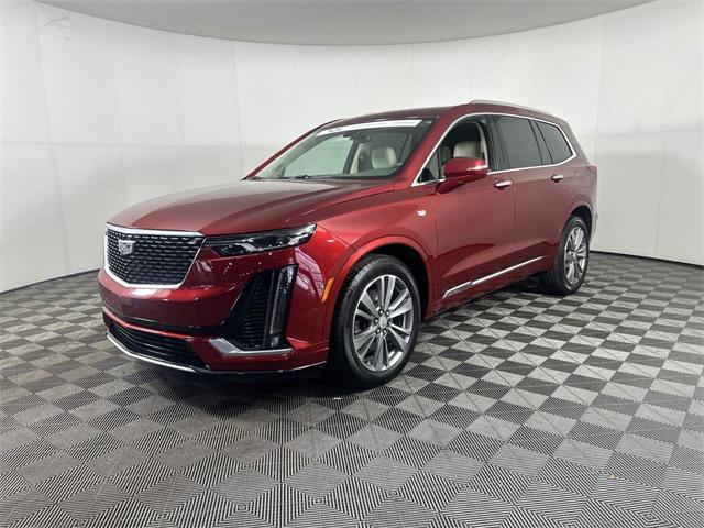 used 2022 Cadillac XT6 car, priced at $35,187