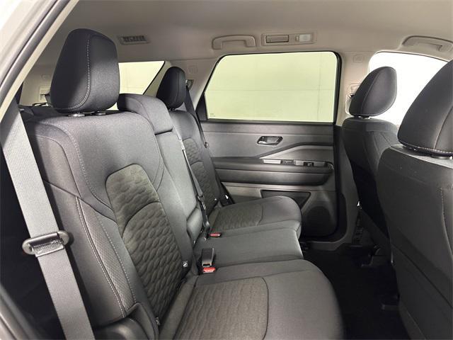 new 2025 Nissan Pathfinder car, priced at $35,774