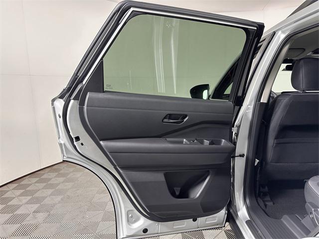 new 2025 Nissan Pathfinder car, priced at $35,774