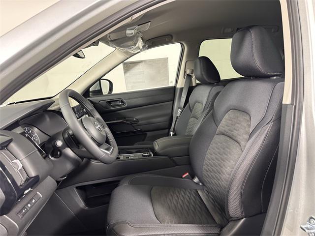 new 2025 Nissan Pathfinder car, priced at $35,774