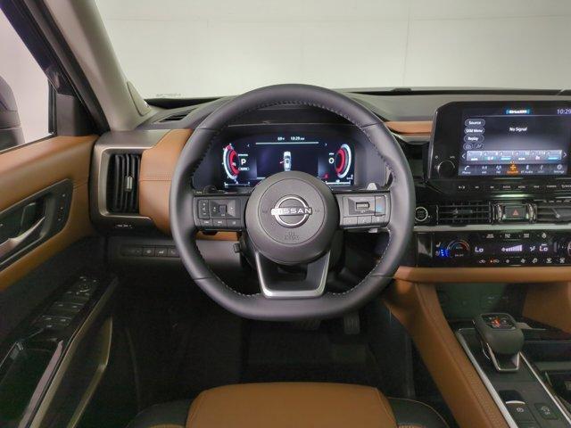 new 2024 Nissan Pathfinder car, priced at $51,392