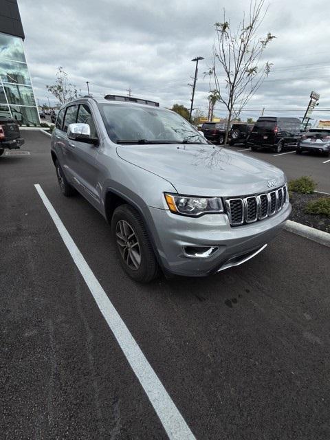 used 2017 Jeep Grand Cherokee car, priced at $15,989