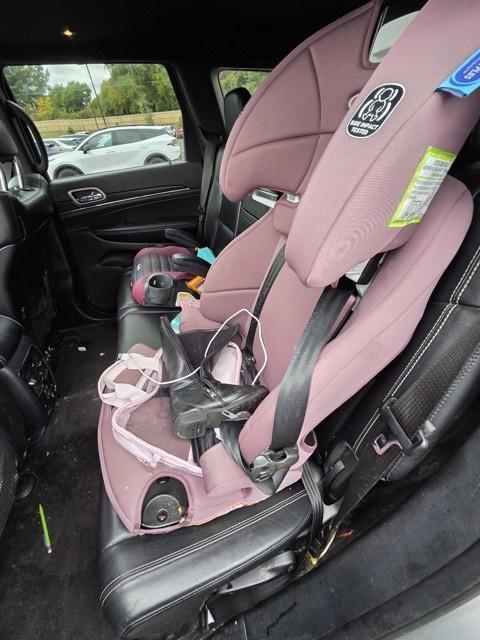 used 2017 Jeep Grand Cherokee car, priced at $15,989