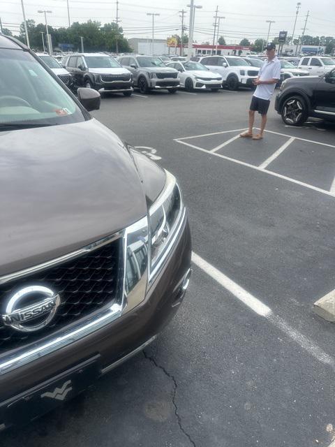 used 2015 Nissan Pathfinder car, priced at $12,625