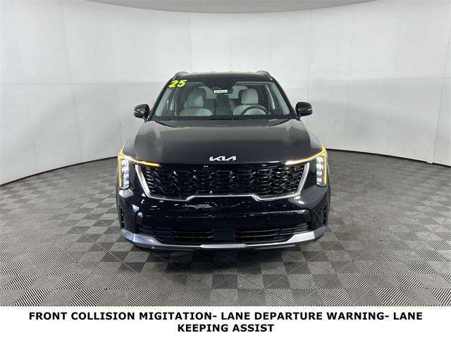 used 2025 Kia Sorento car, priced at $32,423