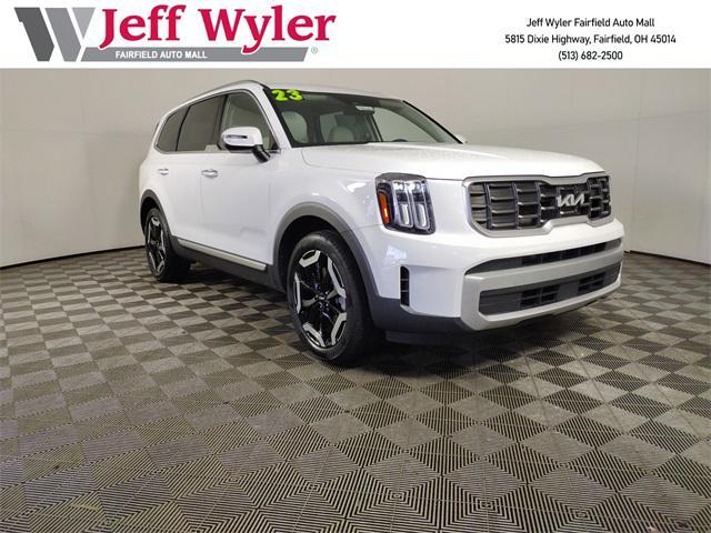 used 2023 Kia Telluride car, priced at $34,317
