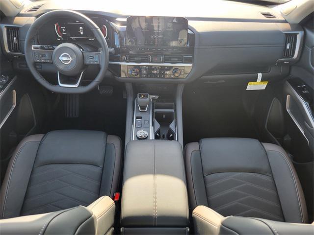 new 2025 Nissan Pathfinder car, priced at $44,698