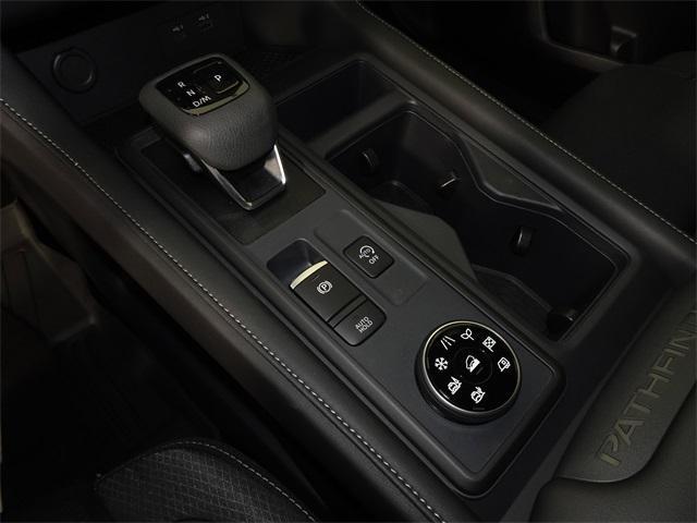 new 2025 Nissan Pathfinder car