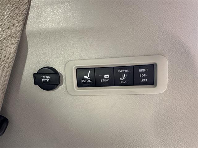 used 2017 Chrysler Pacifica car, priced at $15,389