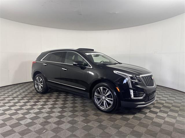 used 2023 Cadillac XT5 car, priced at $37,944