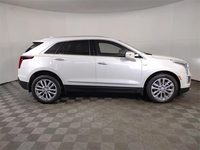 used 2022 Cadillac XT5 car, priced at $33,906