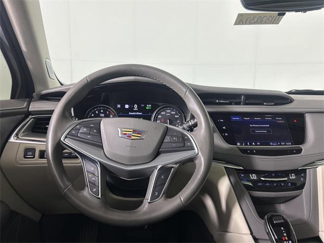 used 2022 Cadillac XT5 car, priced at $33,285