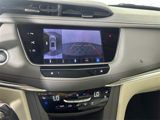 used 2022 Cadillac XT5 car, priced at $33,285