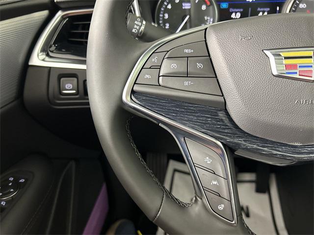 new 2025 Cadillac XT5 car, priced at $58,489